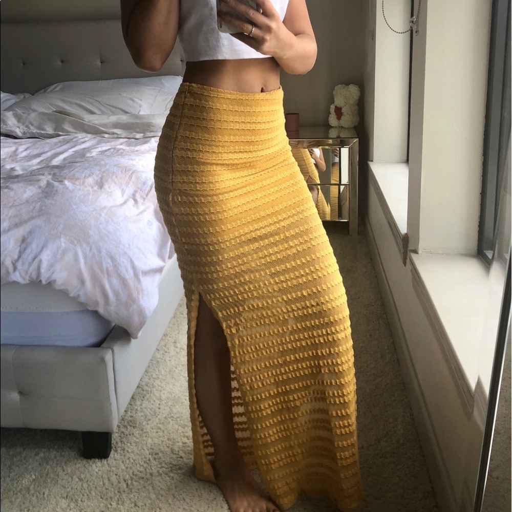 Cute, beachy skirt